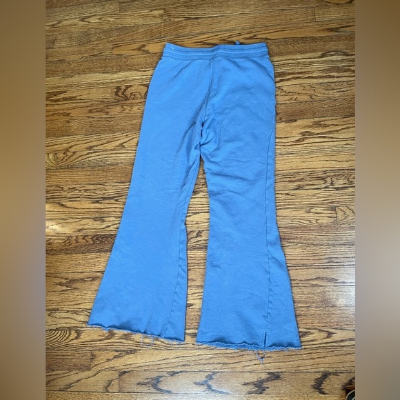 Aerie Weekend Kick It Flare Pant Medium - Picture 8 of 10